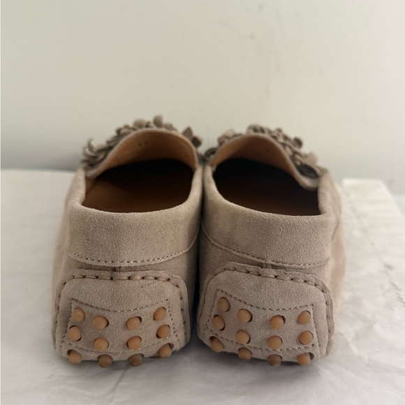 M Gemi The Felize Fiori Suede Embellished Driving Loafer Slip On Mule in Beige - Picture 8 of 12